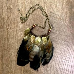 Feather gold plated necklace